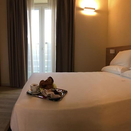 Terrazza Rooms Castrezatto Kültér fotó