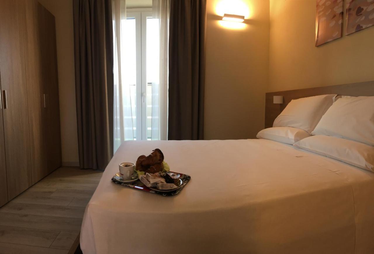 Terrazza Rooms Castrezatto Kültér fotó