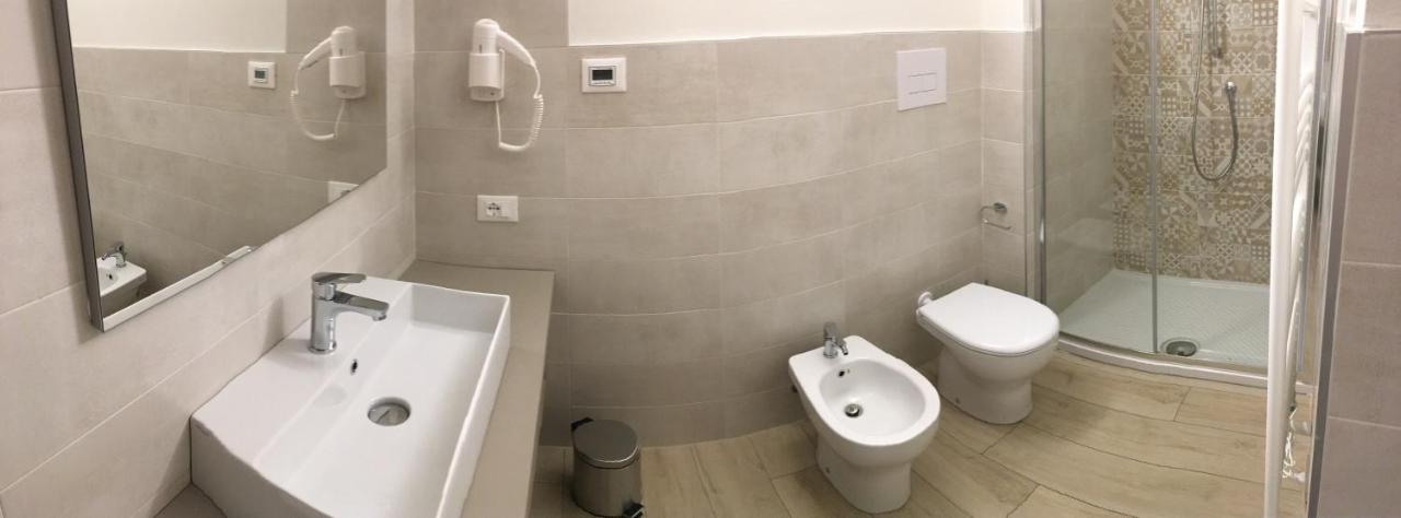Terrazza Rooms Castrezatto Kültér fotó