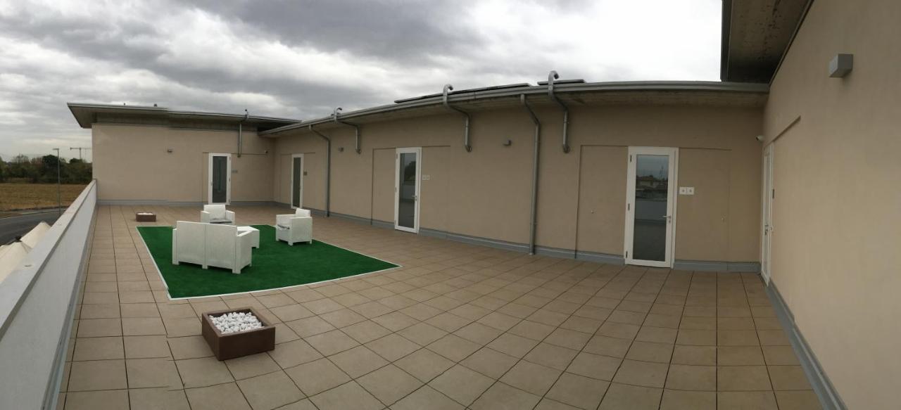Terrazza Rooms Castrezatto Kültér fotó
