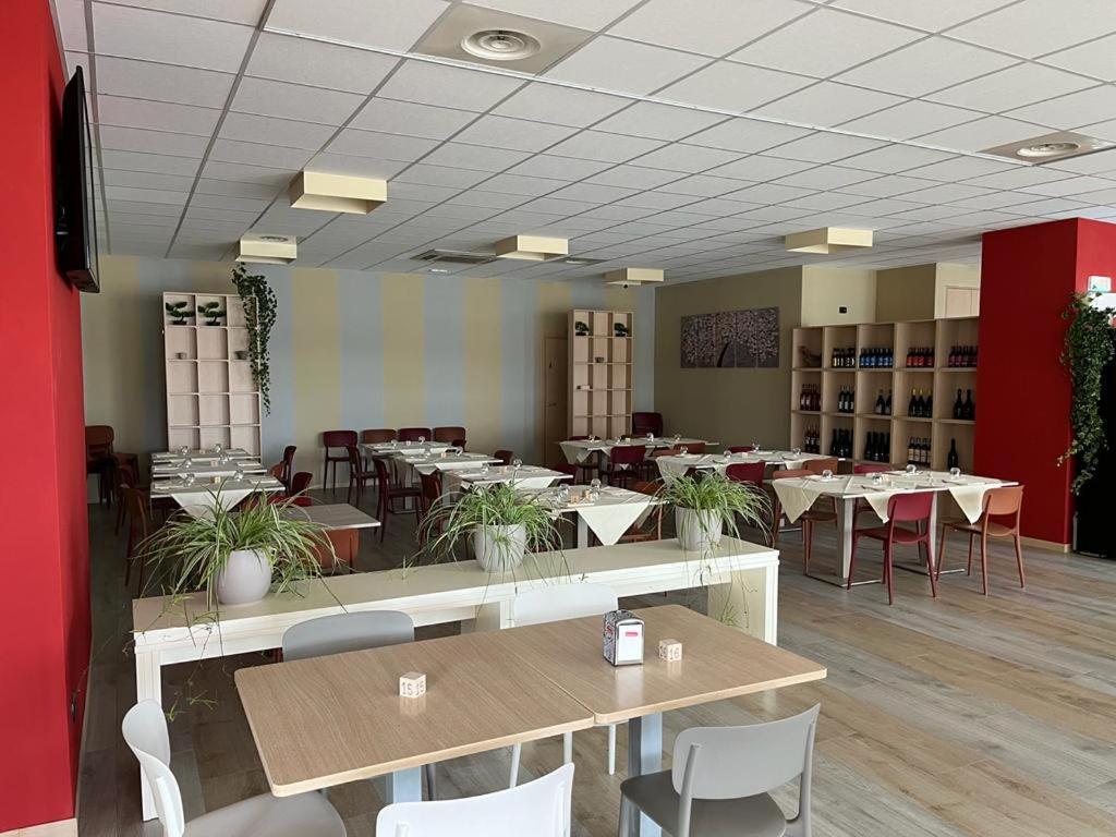 Terrazza Rooms Castrezatto Kültér fotó
